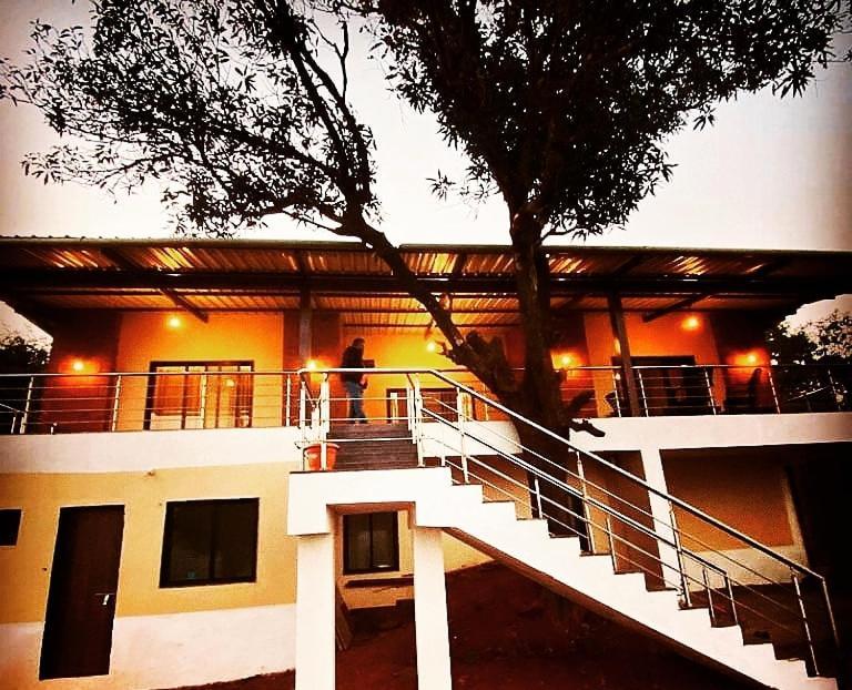 Forest Sunrise Villa 3Bhk 马哈巴莱斯赫瓦尔 外观 照片